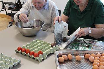 Eier färben 2025