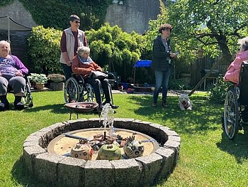Keramik im Garten Ausflug 2025