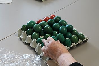 Eier färben 2025